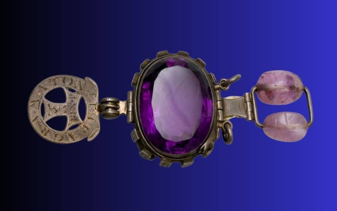 The Delhi Purple Sapphire – A Gem Too Cursed to Own